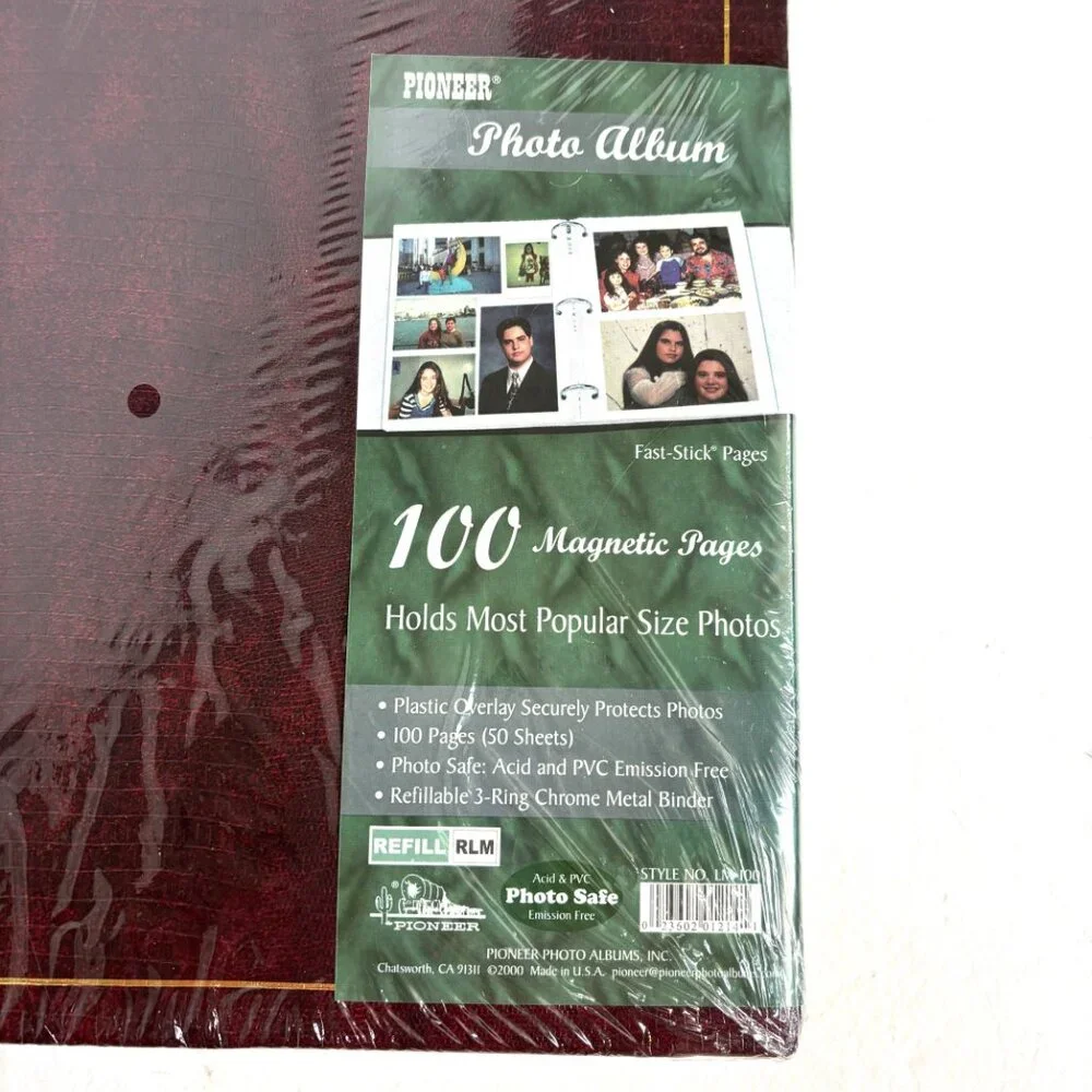 Pioneer Photo Album 100 Magnetic  Pages Self Stick 3 Ring Binder NWT